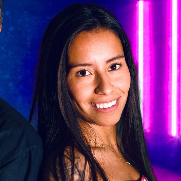 Bobbi Van Kesteren
