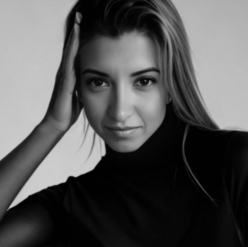 Bettina elena Salomia
